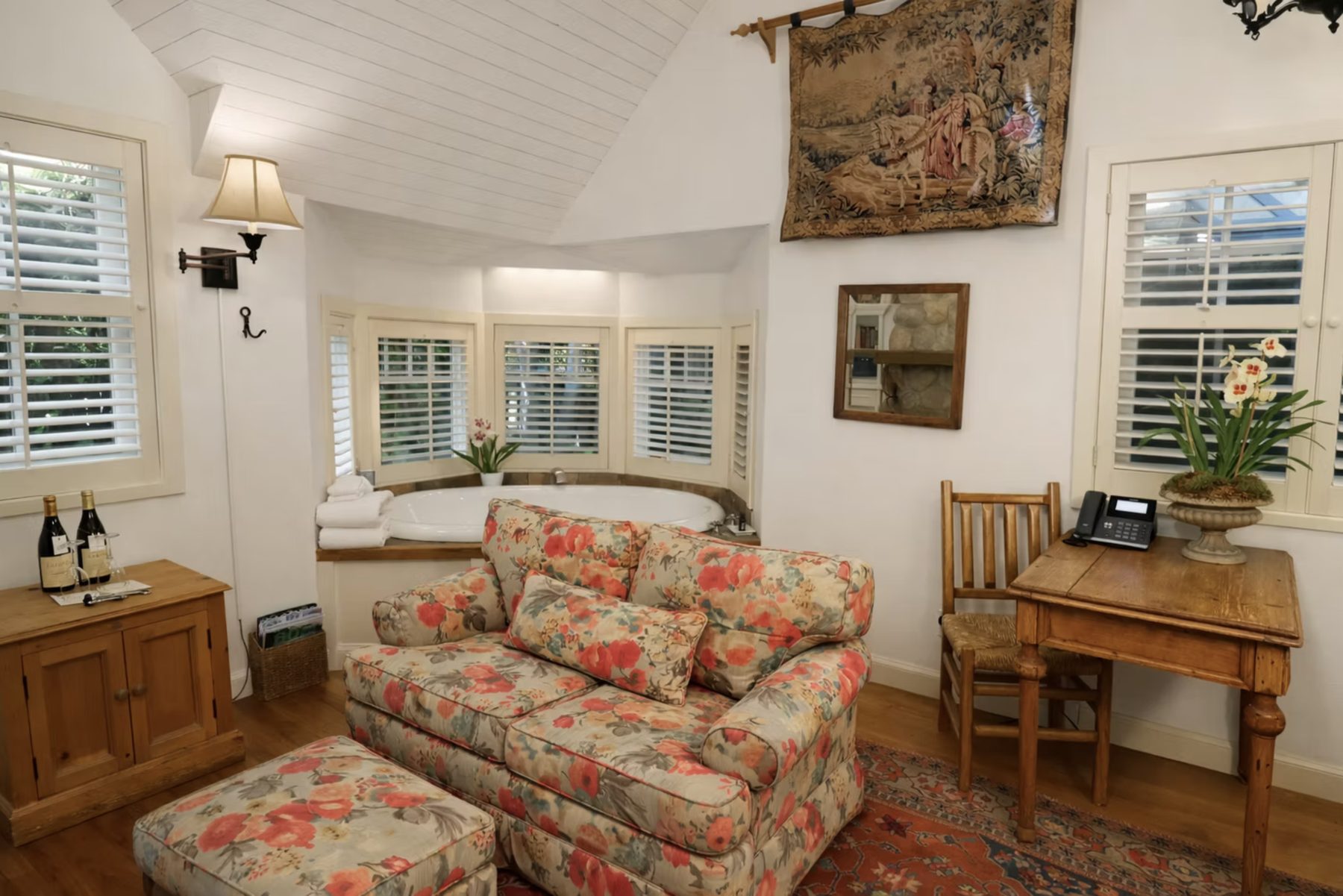 Plumstead Cottage, photo 2