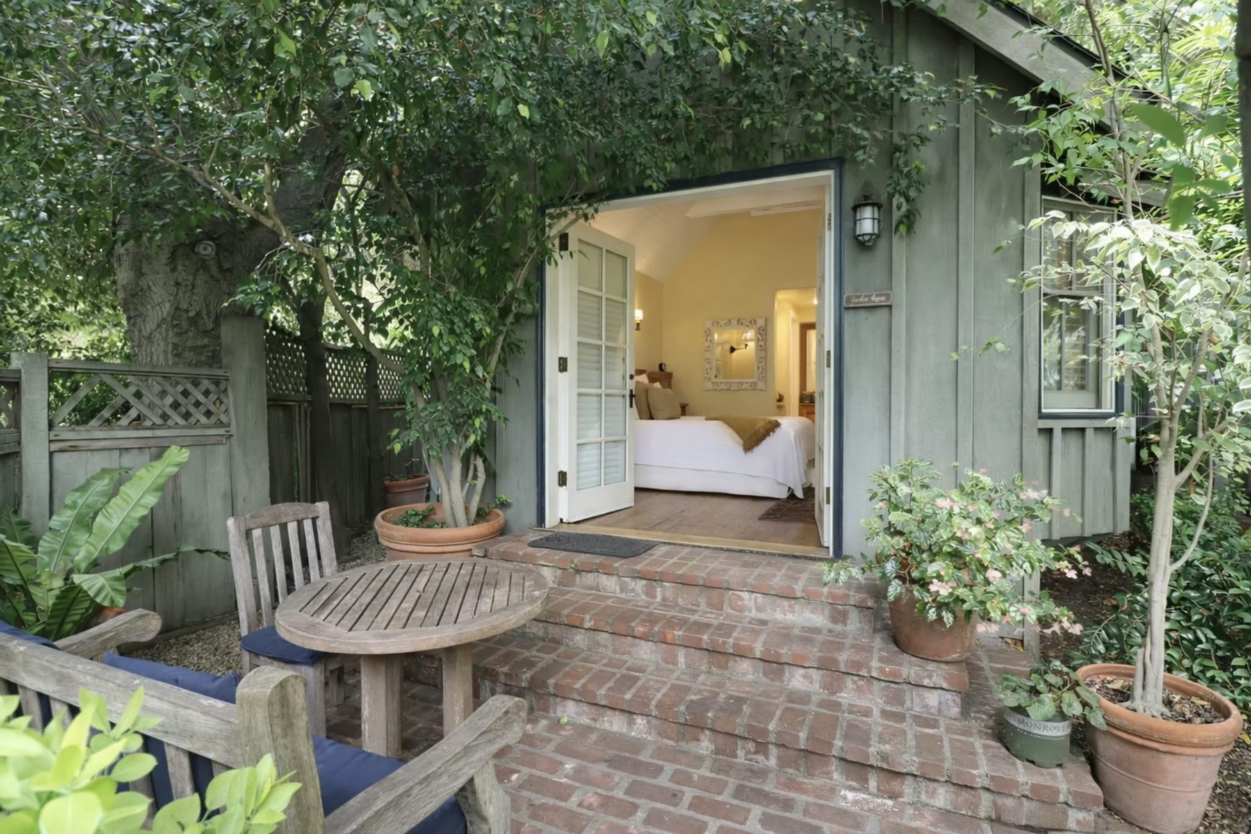 The Garden Room Bungalow, photo 2